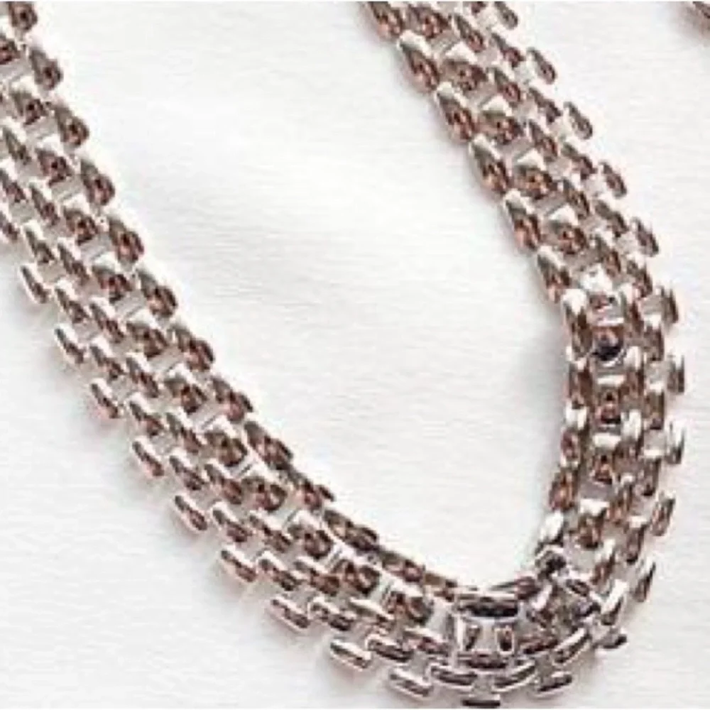 Silver- tone NWT Signed Necklace - Picture 8 of 12